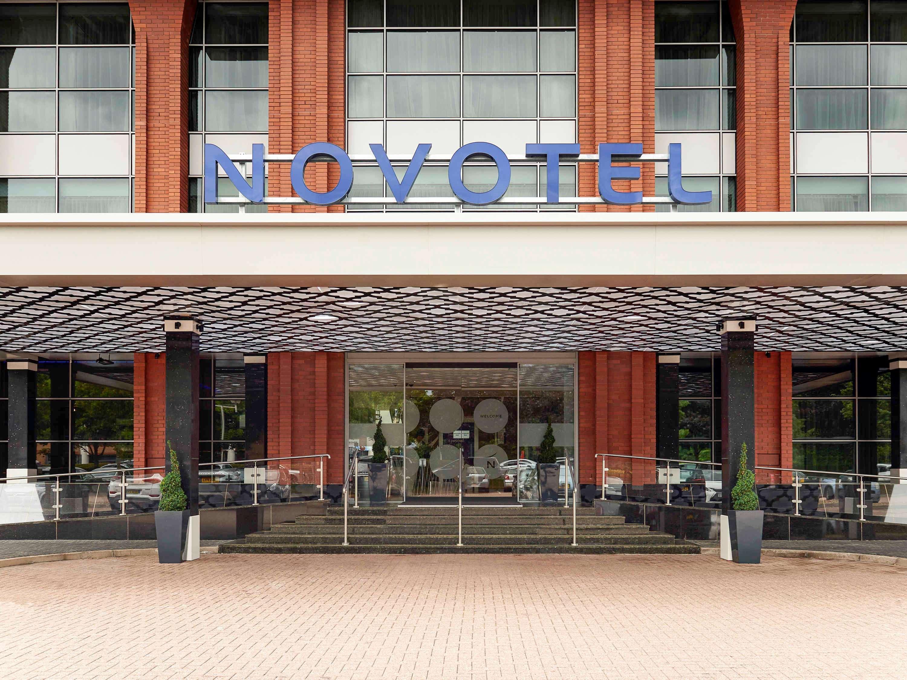 Novotel London Heathrow Airport T1 T2 And T3 Hayes  Exterior photo